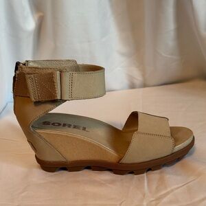 Sorel Women's Beige Wedge Sandals